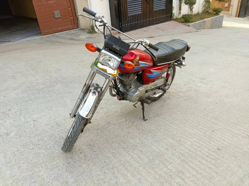 Honda CG 135 2007 Original Condition Lahore num open transfer old book 8