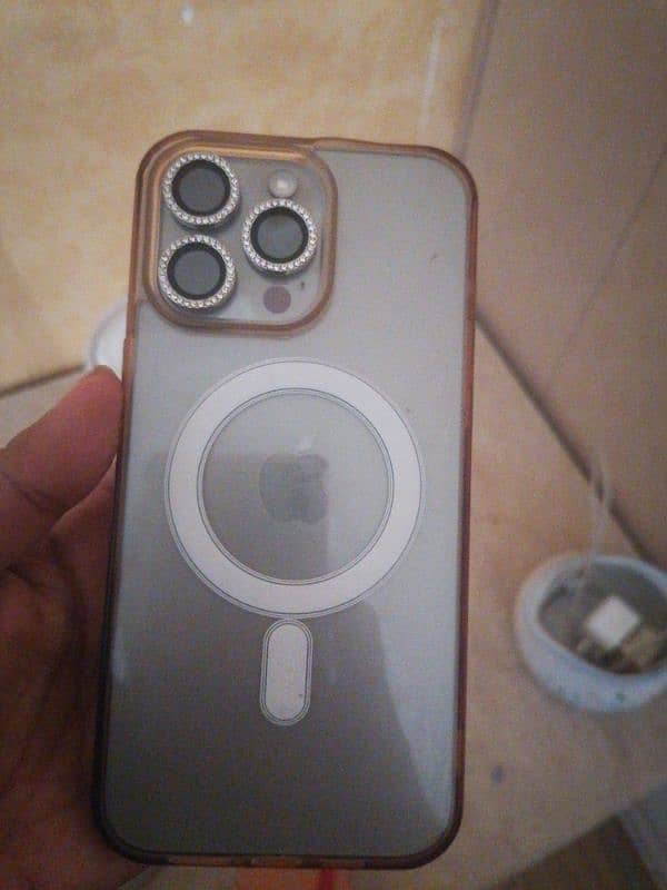 i phone 15 pro max 10/10condition b. h 90 2
