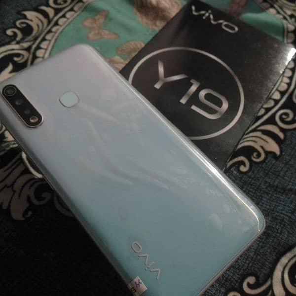 vivo y 19 8/256 5000 mh battery dual sim offical Pta proved with box . 16
