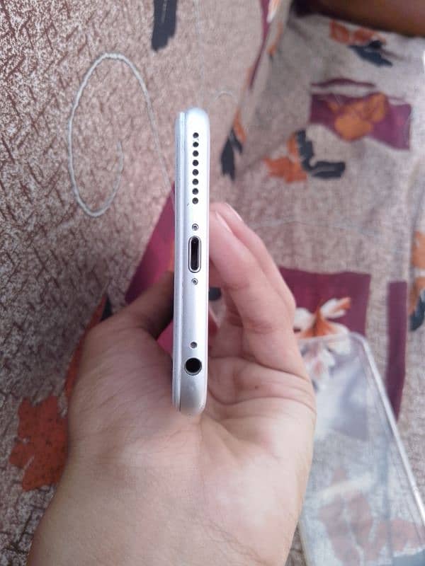 I Phone 6 plus 10/10 PTA Approved 4