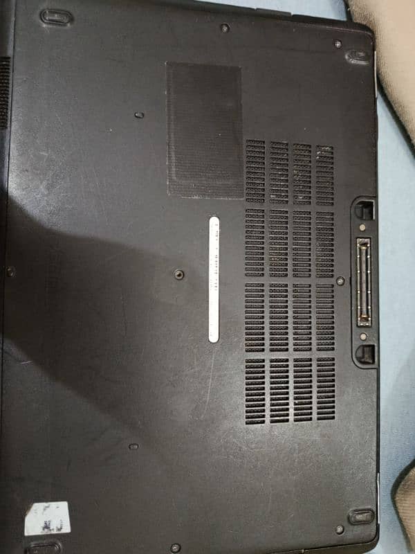 Dell Latitude E5450 core i5 5thgen 3