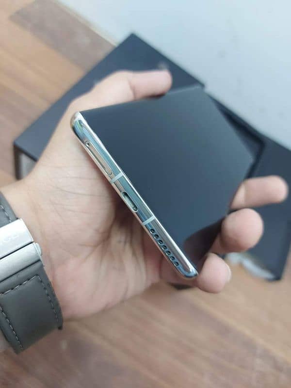 Huawei mate 40pro mobile phone 03231510910 what'sapp 2