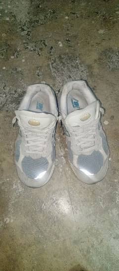 new balance shoes