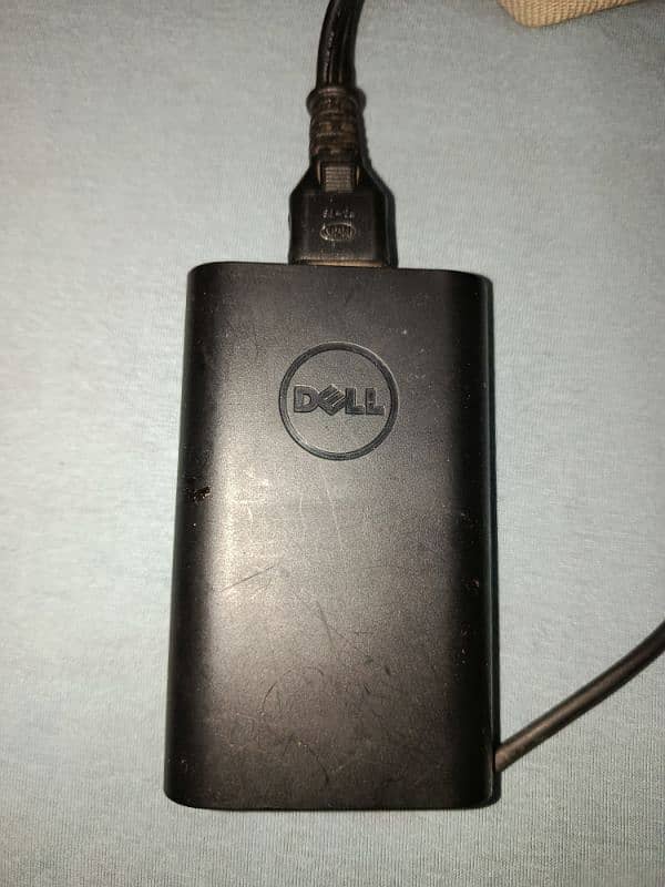 Dell Latitude E5450 core i5 5thgen 4