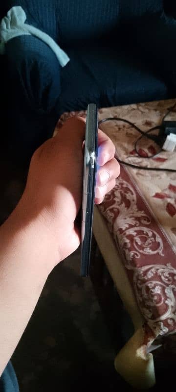 Vivo S1  4/128 With full box Plus Charger No open No repair 4