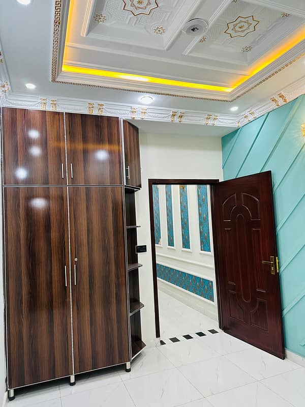 Triple Storey 563 Square Feet House For Sale In Sabzazar Scheme 0