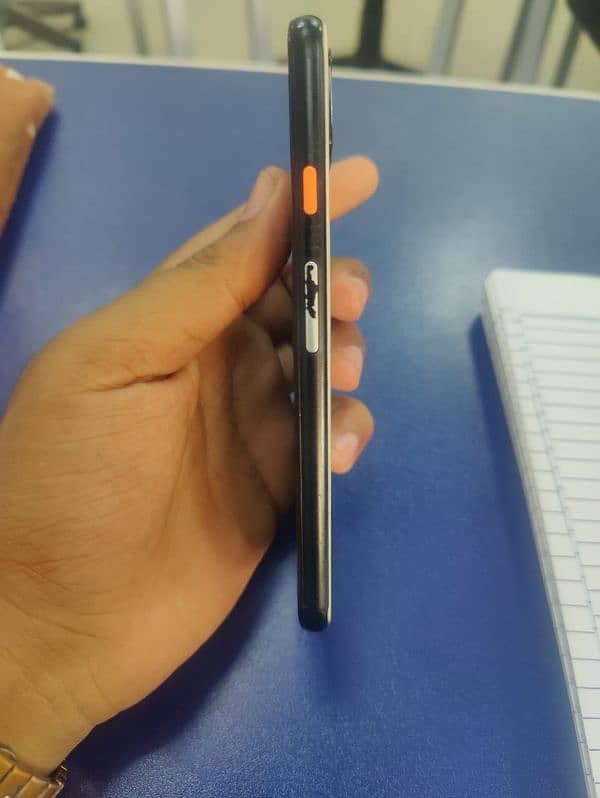 google pixel 4 10 by 9 condition 2