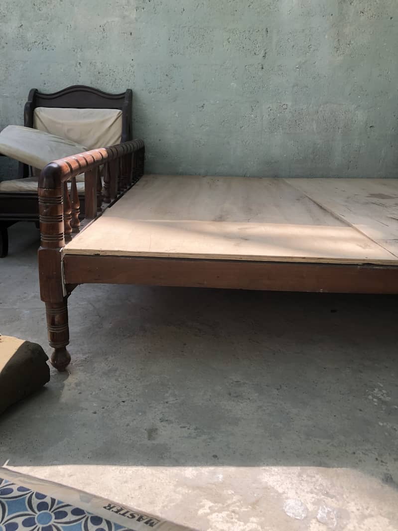 Double bed with Mattress contact on whatsapp 03166920463 6