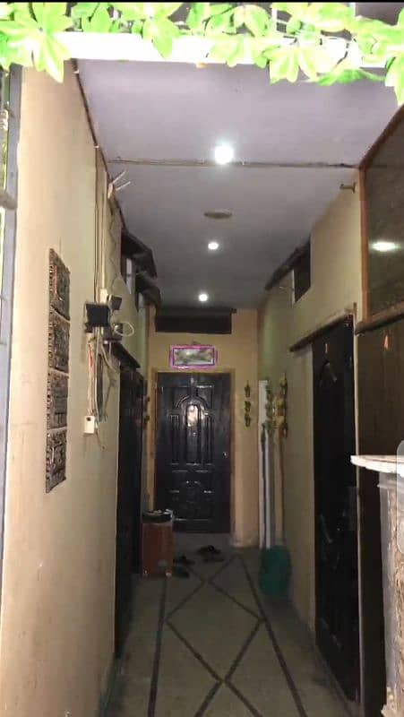 Raza boys Hostel single and sharing seat available 13