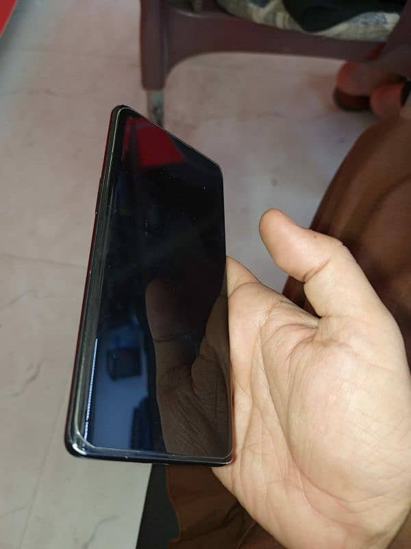one plus 8 5g 8/128 2
