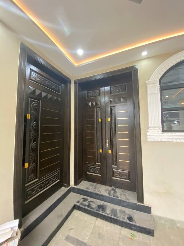 5 Marla House For Sale In Bismillah Housing Scheme Lahore In Very Reasonable Price In A Block House Located On Very Attractive Location Near LGS Schoo Near Market 24/7 Security 10