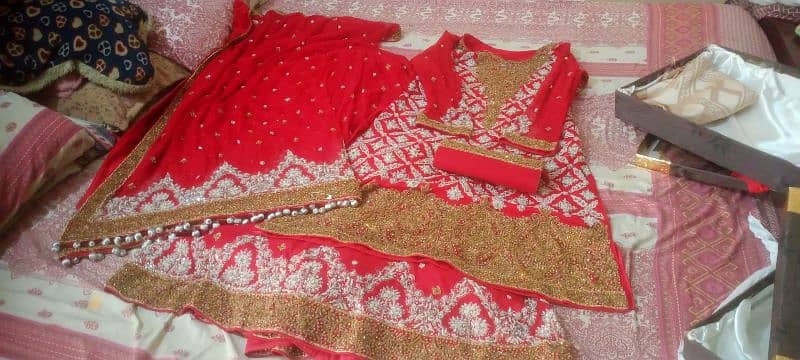 one time use bridal dress in new condition 2