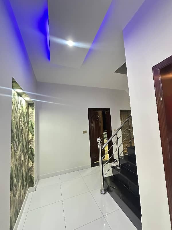 Double Storey 10 Marla House For sale In Central Park - Block A Lahore 15