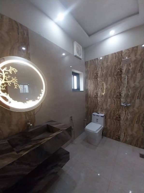 Double Storey 10 Marla House Available In Central Park - Block G For sale 10