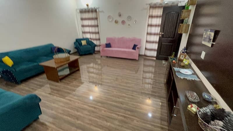 Prime Location 1 Kanal House In Central Park - Block A Is Best Option 15
