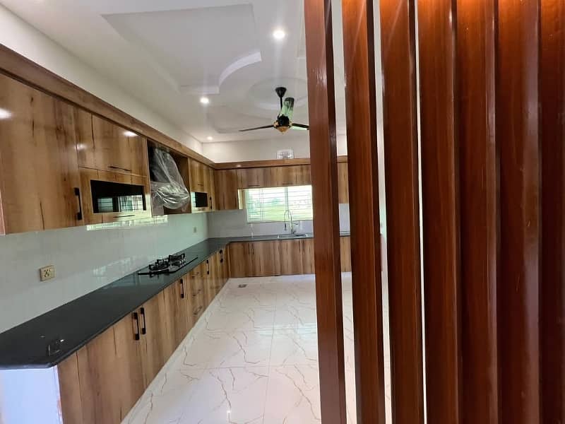 Prime Location House For sale Situated In Central Park - Block B 9