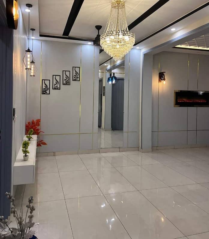 Prime Location House Of 5 Marla Available For sale In Central Park - Block A 1