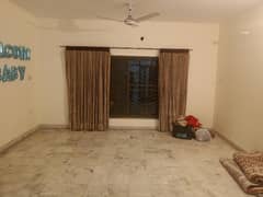 1 Kanal Beautiful Upper Portion Available For Small Family