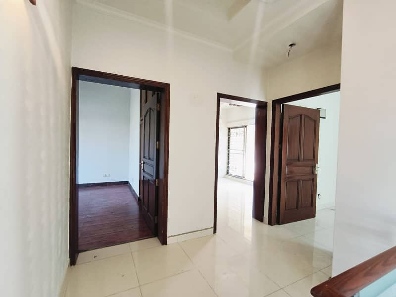 10 Marla Beautiful independent House Available For Rent in DHA Phase 4, AA Block Lahore Cantt 22