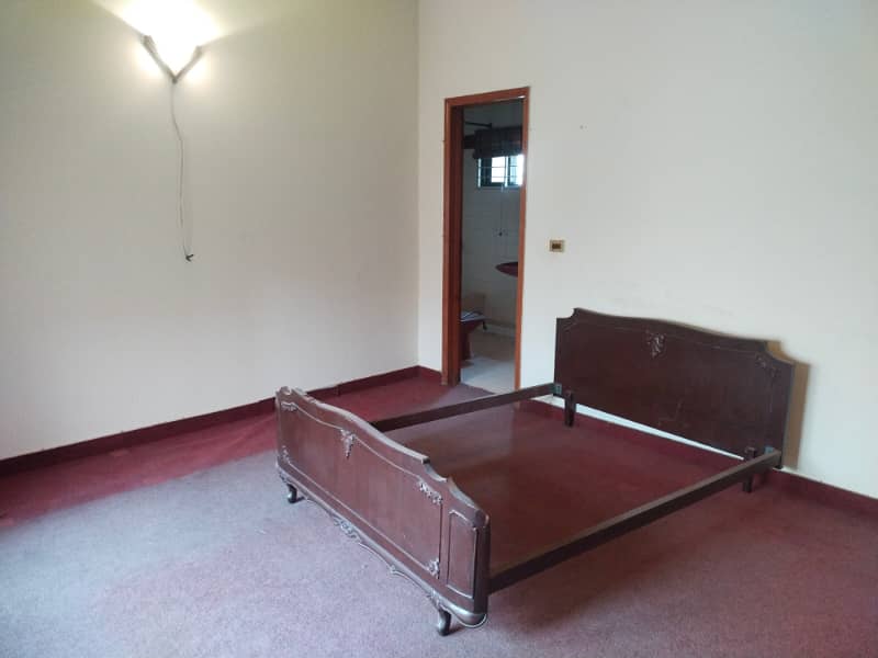 01 Kanal Beautiful Upper Portion Independent Available For Rent In DHA Phase 2, S Block Lahore Cantt 4
