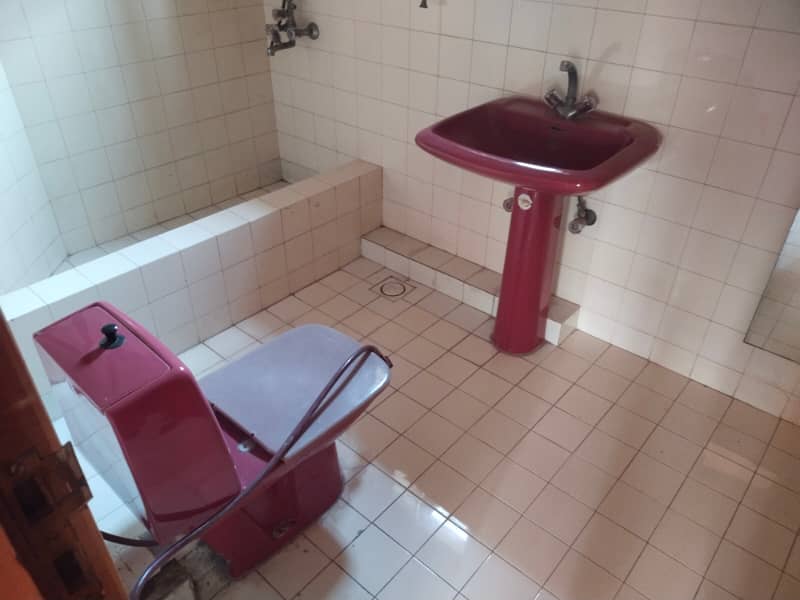 01 Kanal Beautiful Upper Portion Independent Available For Rent In DHA Phase 2, S Block Lahore Cantt 6