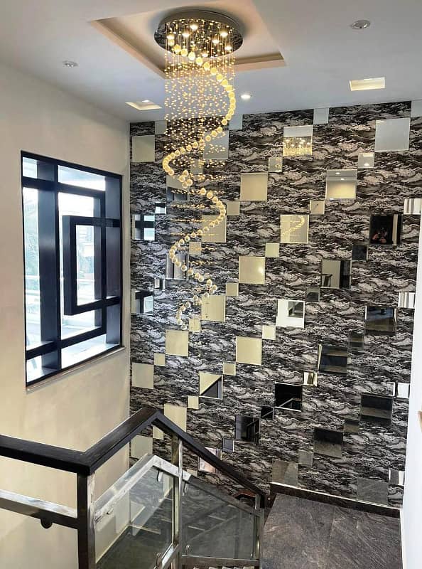 01 Kanal Beautiful Upper Portion independent Available For Rent in DHA Phase 5, G Block Lahore Cantt 1