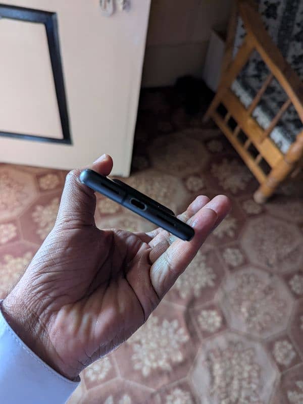 Google pixel 7 128 Gb in excellent condition 8