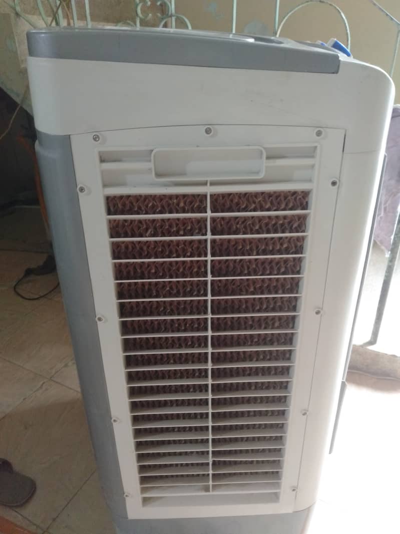 Air cooler model 2024 as good as  new 2