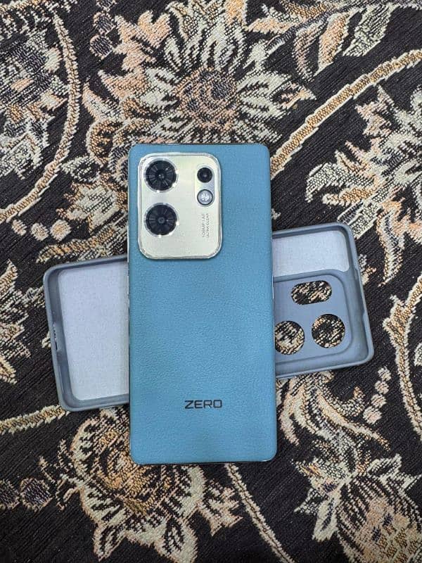 Infinix Zero 30 8/256 10/10 1