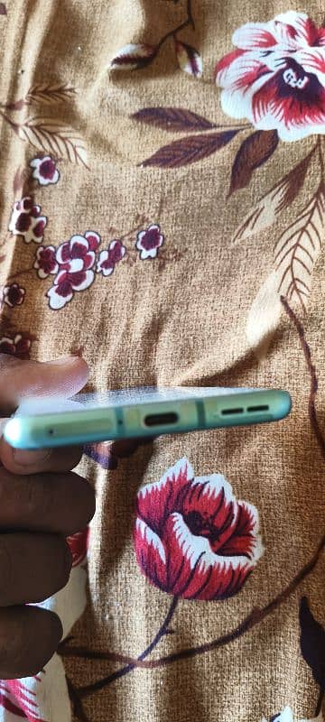 one plus 8 daba charger ni ha only phone he haaa 3