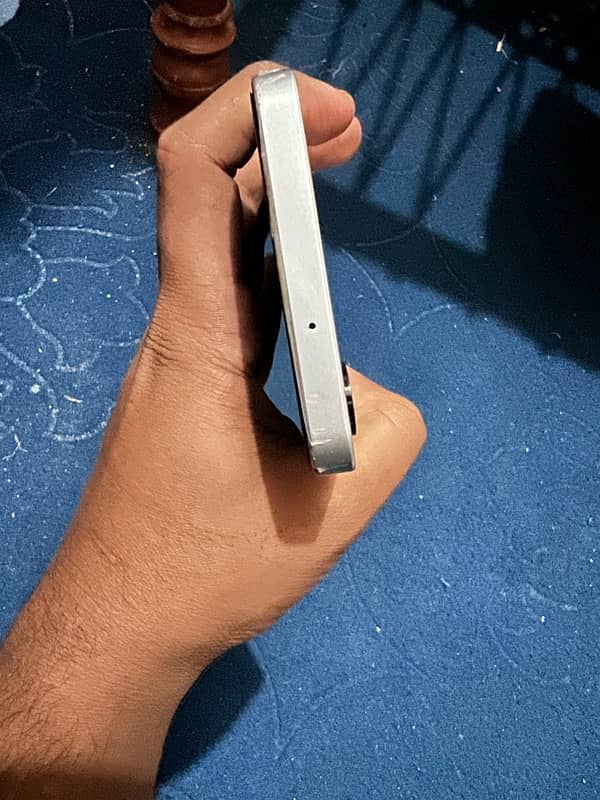 Samsung A06 4