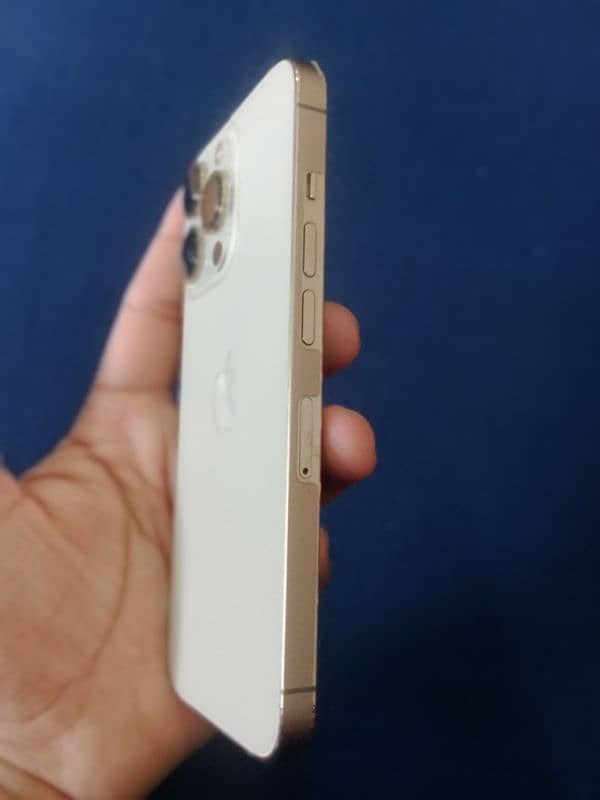 I phone 13 pro jv condition 10/10 1