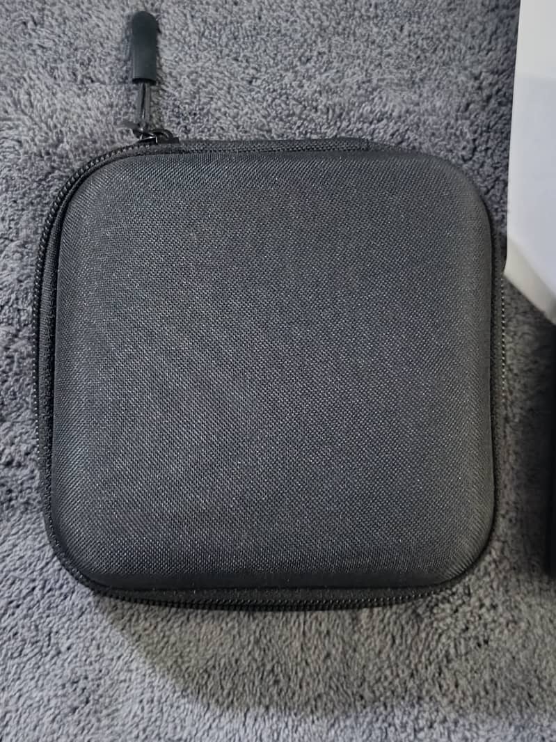 Anbernic rg35xxsp With Carrying Case 5