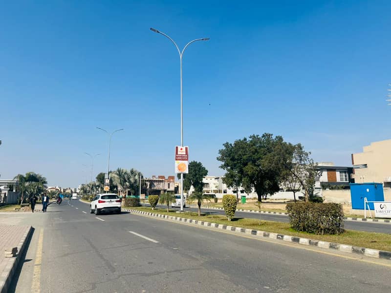 4 Kanal Residential Plot On Prime Location Available For Sale In Lake City Sector M-2 1