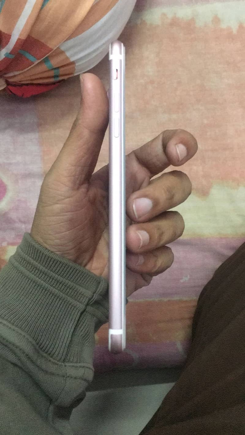iPhone 7plus 128/gb non pta 2