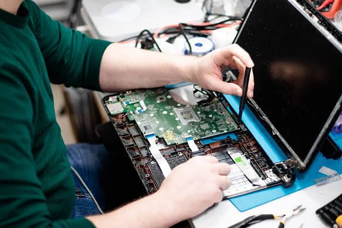 Laptops Repair | Laptop Software | Keyboard | Lcd | Motherboard Etc 0