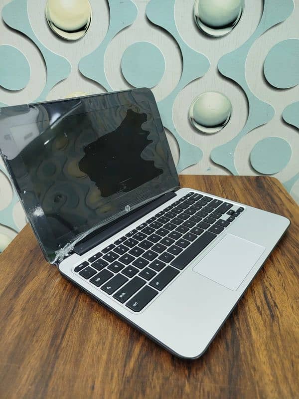 HP 11G5 Chromebook / Us Imported 0