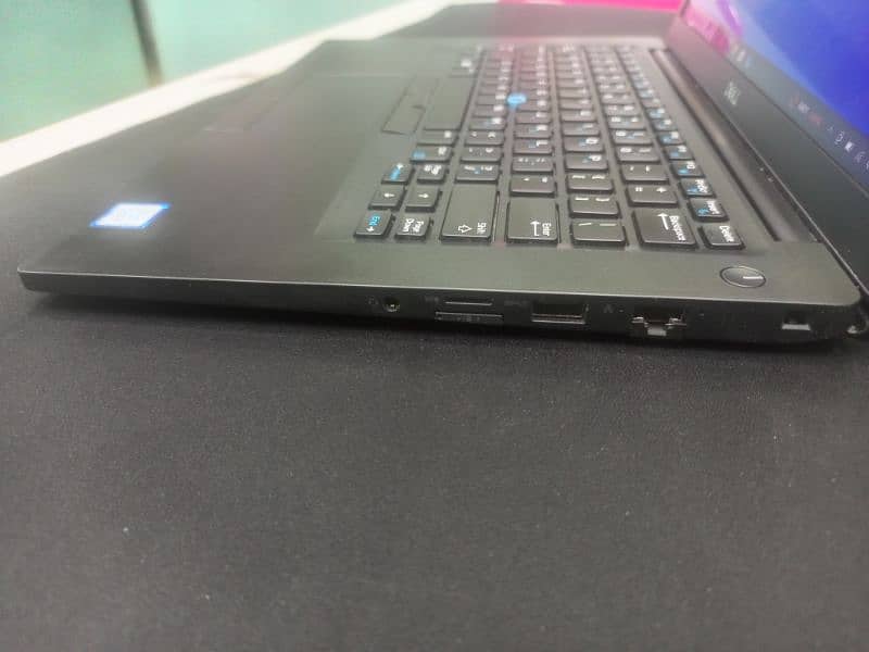 Dell latitude 7490 core i5 8th Gen 16/256gb 5