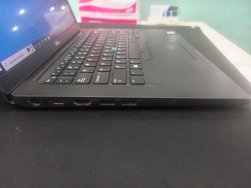 Dell latitude 7490 core i5 8th Gen 16/256gb 6