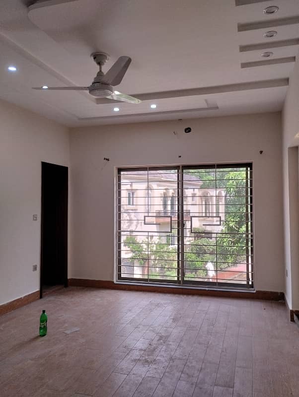 18 Marla Brand New Lock Option Lower lock Upper Portion Available with Gas Original pictures Attached Available For Rent in the Heart of bahria town lahore 19
