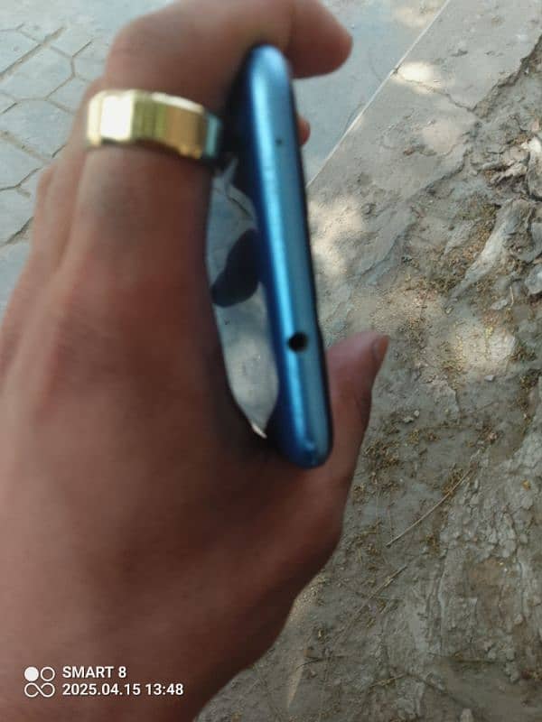 SAMSUNG GALAXY A11 2=32 PRICE 6000 AND BOX available 2