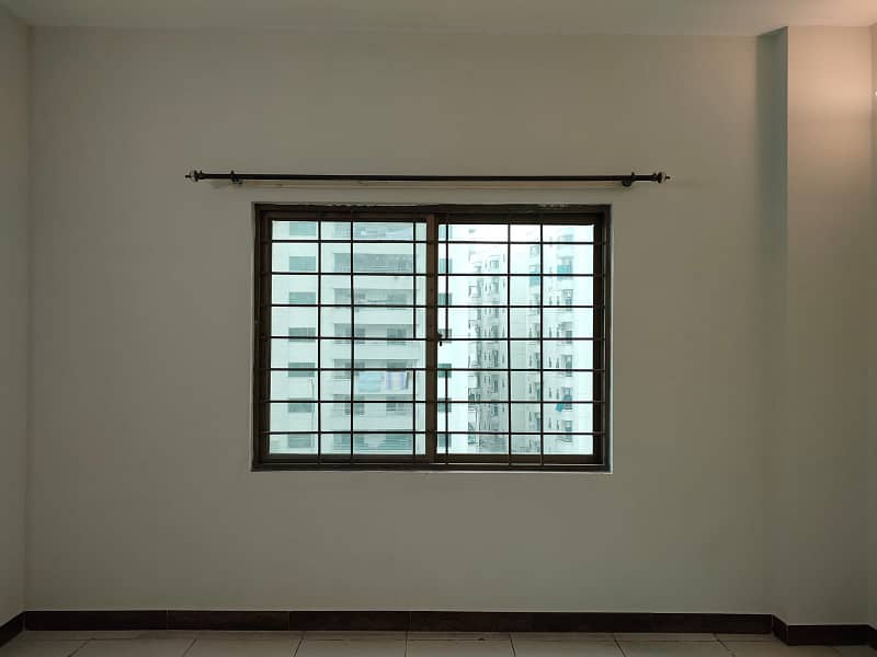 Cheapest 4 Bed 12 Marla Flat On 2nd Floor Available For Rent In Askari 11 Lahore 11