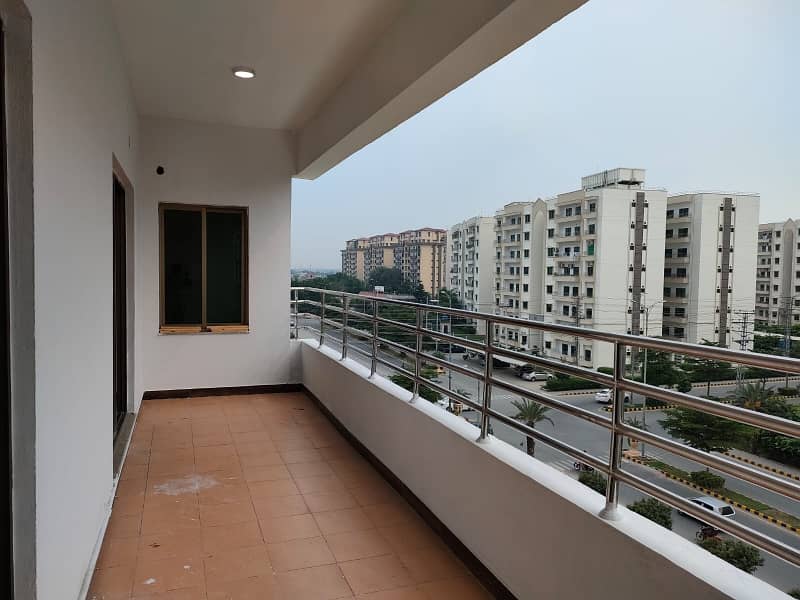 12 Marla 4 Bed Flat On 4th Floor Available For Rent In Askari-11, Lahore 16