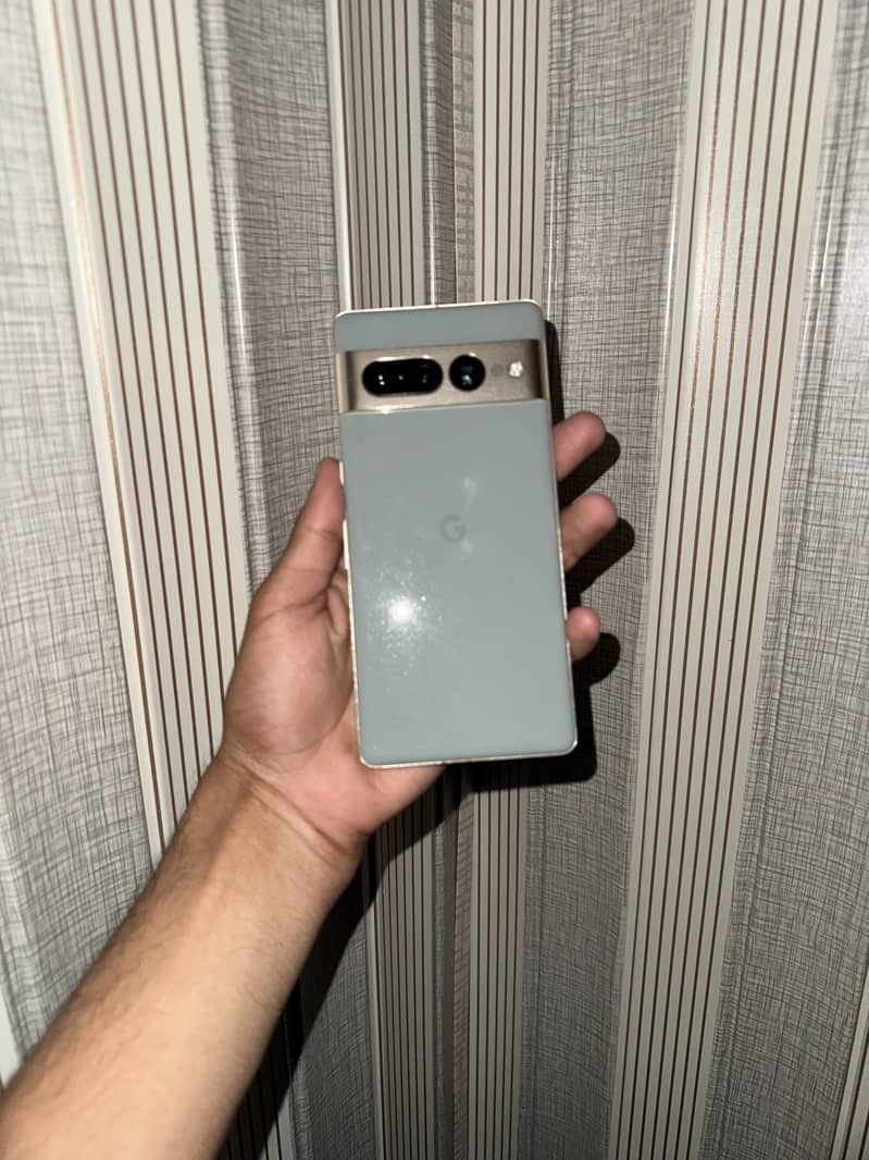 Goggle pixel 7pro 10 by 10 0