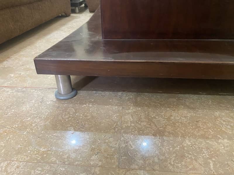 Drawing room center & side tables 3