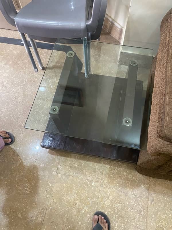 Drawing room center & side tables 7