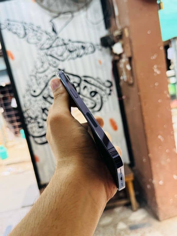 iphone 14 Pro Max 128GB Non PTA Full 4 Months Sim Time 7