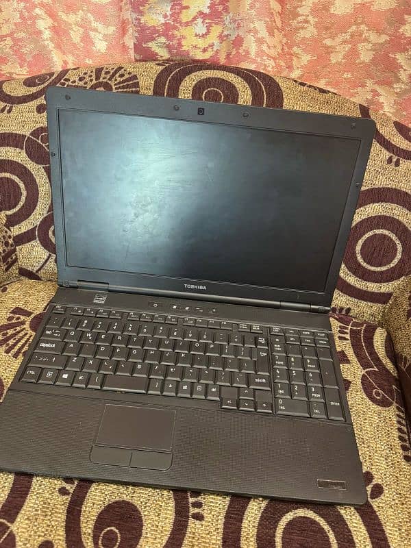 Toshiba I3 3rd Gen 15 Inch With SSD 0