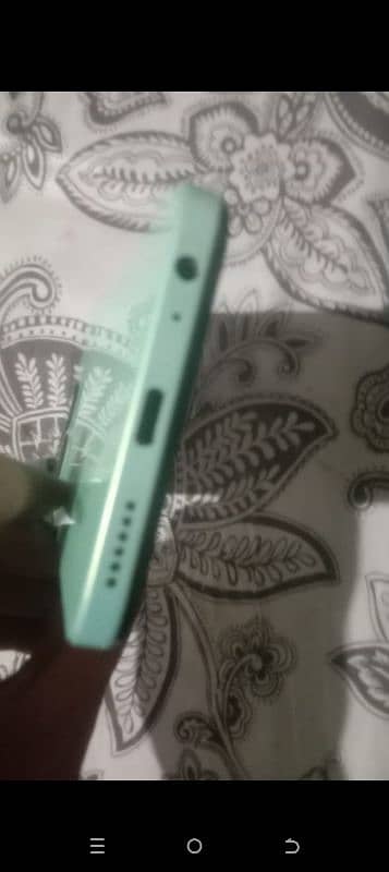 itel a70 pro 4