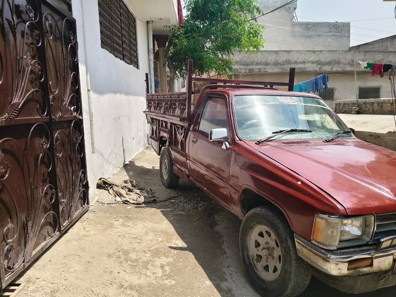 Toyota Hilux 1984 Single Cabin For Sale | Toyota Hilux | Toyota In Car 2